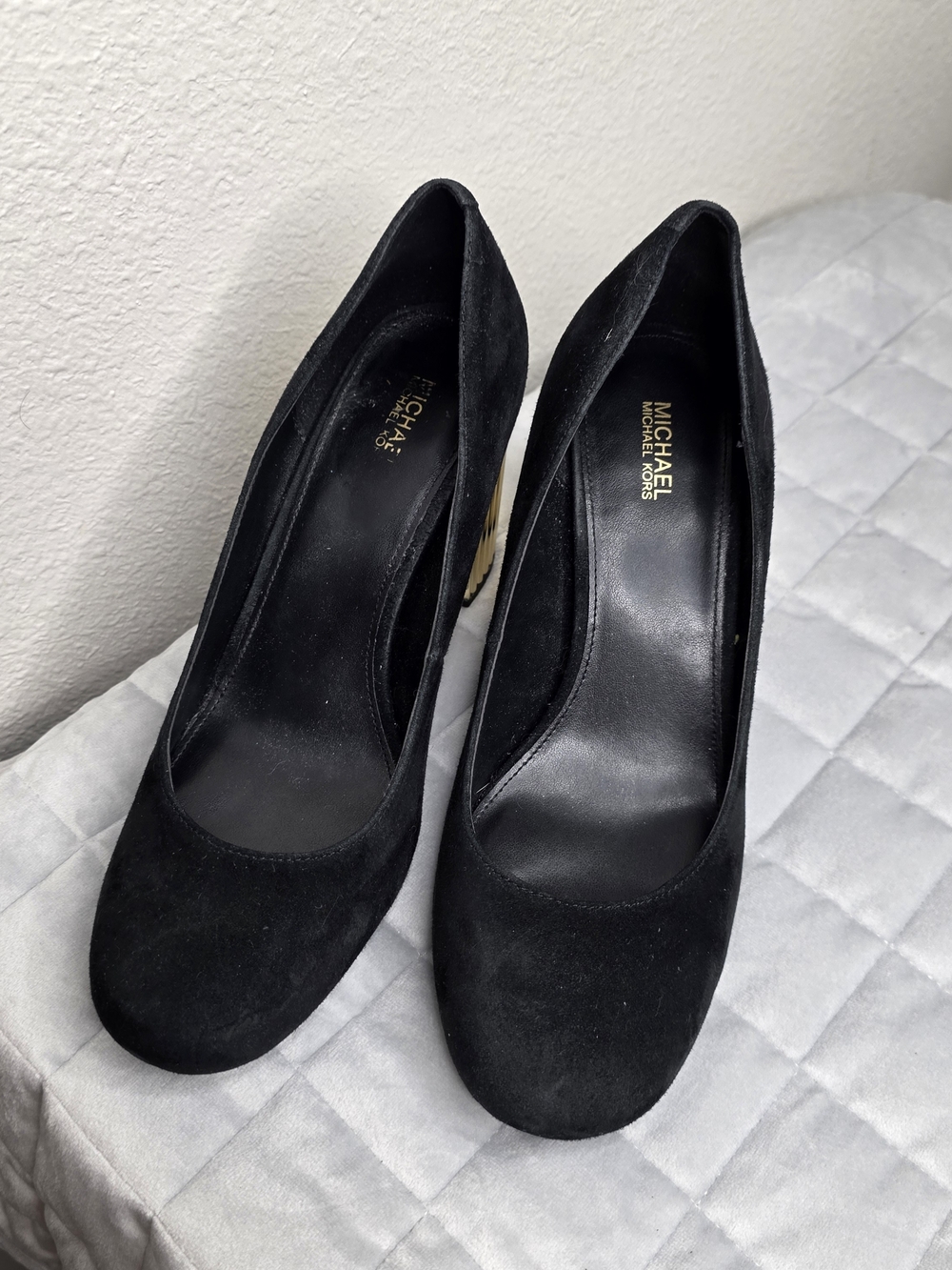 Michael Kors Women's Black Suede Round-Toe Pumps